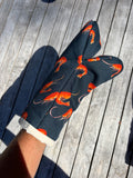 Oven Mitt Small - Prawns on navy!